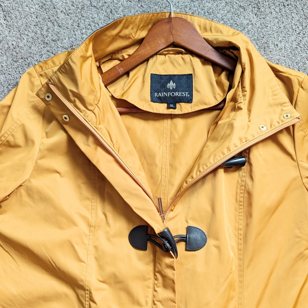 Classic Rain Jacket - Picture 10 of 11
